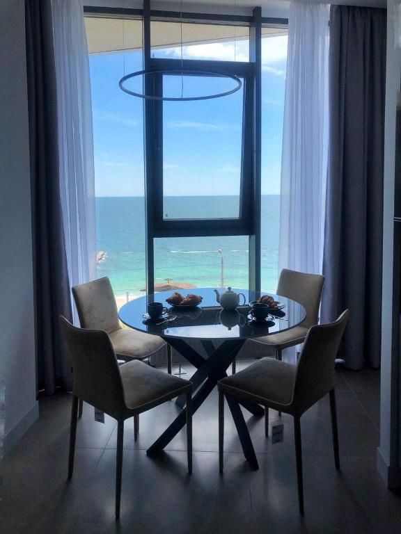 Апартаменты Студия с панорамным видом на море в г.Одесса Одесса